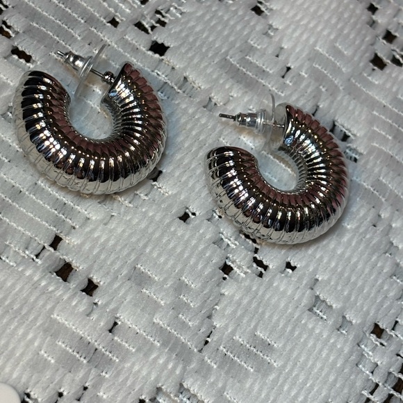 NWT Embraceable Silver Earrings Hollow Style Hoops Chunky - Picture 7 of 7
